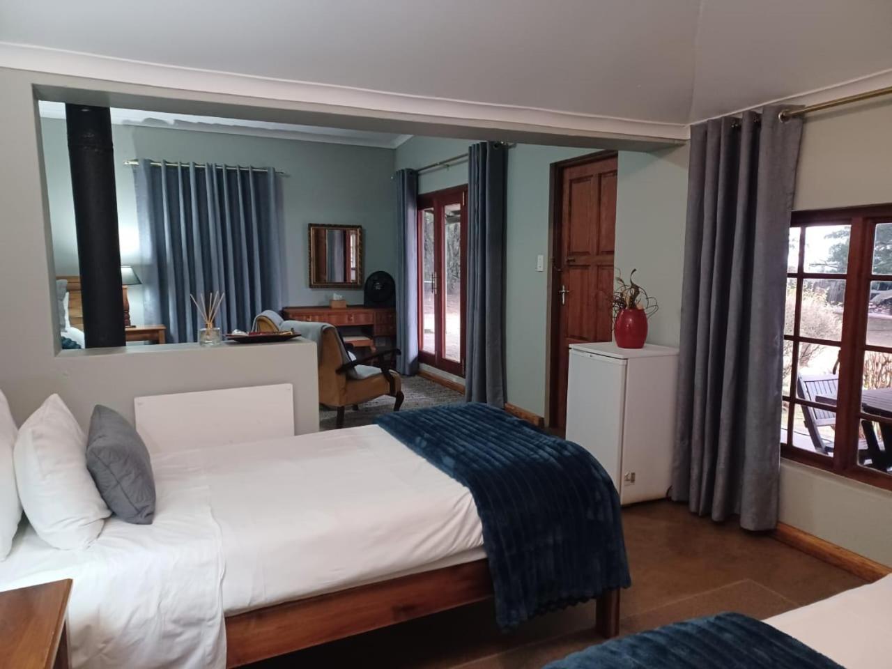Gasthaus Drakensberg Mountain Retreat Bergville Exterior foto